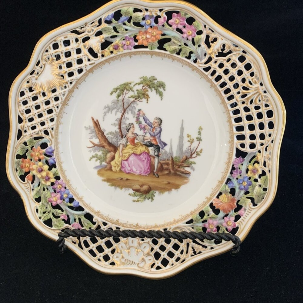Helena Wolfsohn Reticulated Plate 8.5" Watteau Couple Scene Dresden Germany 5